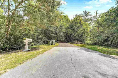 1650 Winston St, Cantonment, FL 32533 - Photo 5