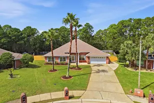 1530 Brigaten Ct, Gulf Breeze, FL 32563 - Photo 1