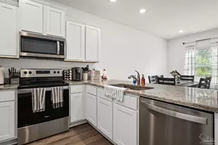 1586 Iroquois Ct, Pensacola, FL 32534 - Photo 13