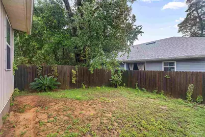 1200 N F St, Pensacola, FL 32501 - Photo 29