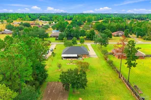 9915 Nichols Lake Rd, Milton, FL 32583 - Photo 3