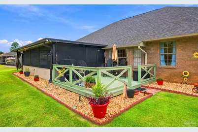 9915 Nichols Lake Rd, Milton, FL 32583 - Photo 11