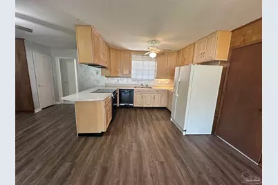 510 N 70th Ave, Pensacola, FL 32506 - Photo 7