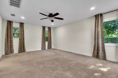 5570 Peachtree Ct, Pensacola, FL 32504 - Photo 15