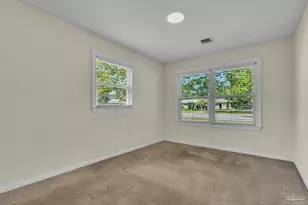 5570 Peachtree Ct, Pensacola, FL 32504 - Photo 31