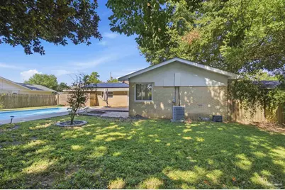 5570 Peachtree Ct, Pensacola, FL 32504 - Photo 33