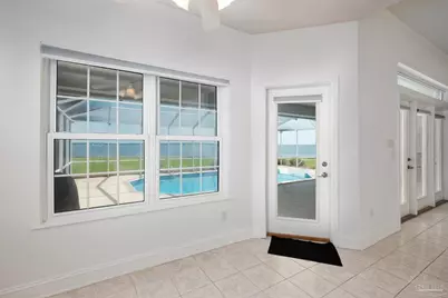 5450 N Shore Rd, Pensacola, FL 32507 - Photo 13
