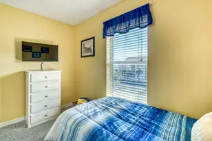 8436 Gulf Blvd, Navarre Beach, FL 32566 - Photo 21