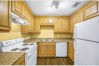 7071 Lake Joanne Dr, Pensacola, FL 32506 - Photo 1