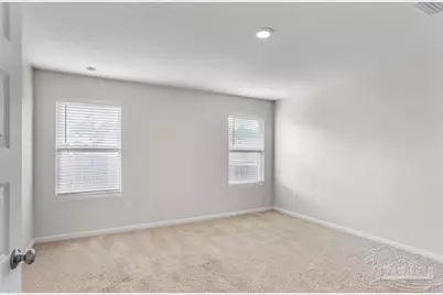 3889 James Stovall St, Pensacola, FL 32526 - Photo 9