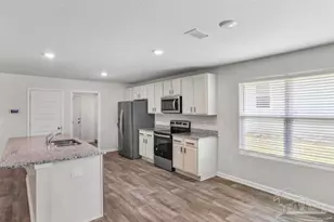3889 James Stovall St, Pensacola, FL 32526 - Photo 7