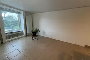 224 Garden St, Pensacola, FL 32502 - Photo 9