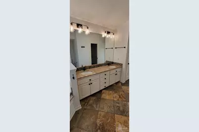 5016 Chandelle Dr, Pensacola, FL 32507 - Photo 13