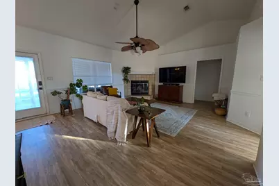 5016 Chandelle Dr, Pensacola, FL 32507 - Photo 3
