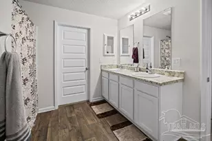 5560 Guinevere Ln, Milton, FL 32583 - Photo 19