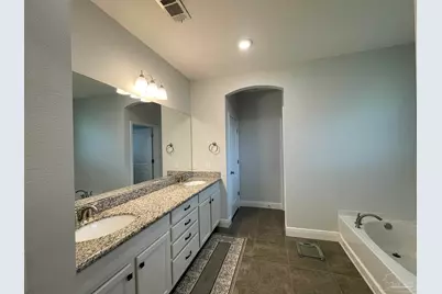 1938 Cardinal Ln, Navarre, FL 32566 - Photo 29