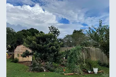 1938 Cardinal Ln, Navarre, FL 32566 - Photo 59