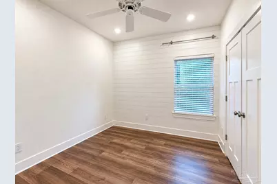 4675 Geneva Dr, Pensacola, FL 32526 - Photo 5