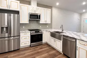 4675 Geneva Dr, Pensacola, FL 32526 - Photo 3