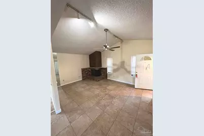 6978 Spanish Trail Rd, Pensacola, FL 32504 - Photo 3
