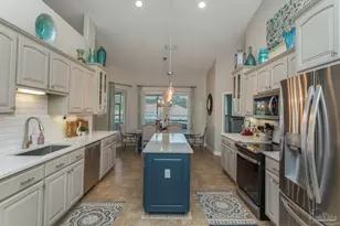 5070 High Pointe Dr, Pensacola, FL 32505 - Photo 9