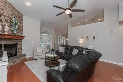 5070 High Pointe Dr, Pensacola, FL 32505 - Photo 3
