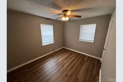4240 Del Almirante Cir, Pace, FL 32571 - Photo 11
