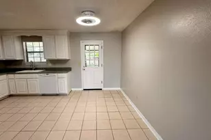 819 Amberway Dr, Pensacola, FL 32506 - Photo 5