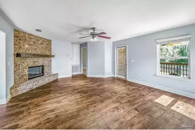6052 Whisper Creek Blvd, Milton, FL 32570 - Photo 11