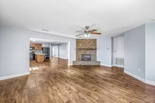 6052 Whisper Creek Boulevard, Milton, FL 32570 - Photo 5