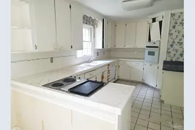 1076 Candlewood Cir, Pensacola, FL 32514 - Photo 11