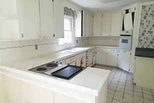 1076 Candlewood Cir, Pensacola, FL 32514 - Photo 11