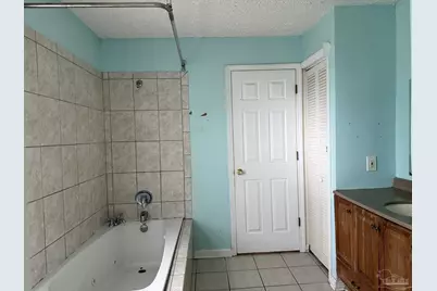 226 Cherokee Trl, Pensacola, FL 32506 - Photo 3