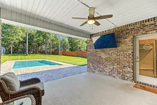 8024 Silver Maple Dr, Milton, FL 32583 - Photo 11