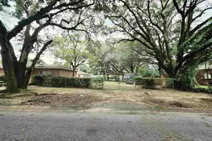 1230 E Leonard St, Pensacola, FL 32503 - Photo 25
