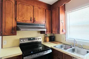 1230 E Leonard St, Pensacola, FL 32503 - Photo 11