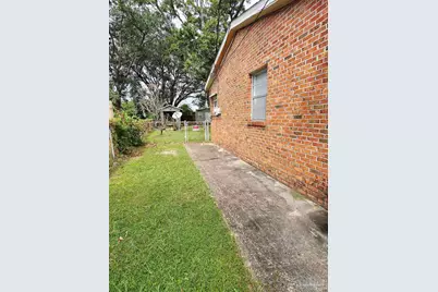 1230 E Leonard St, Pensacola, FL 32503 - Photo 27