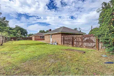 1085 Farmington, Pensacola, FL 32504 - Photo 45