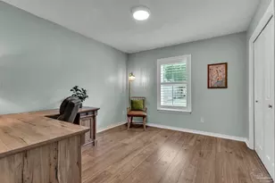 2516 Southern Oaks Dr, Cantonment, FL 32533 - Photo 9