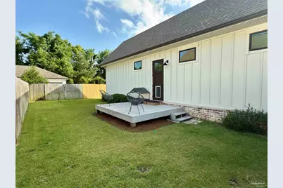 1205 E Scott St, Pensacola, FL 32503 - Photo 13
