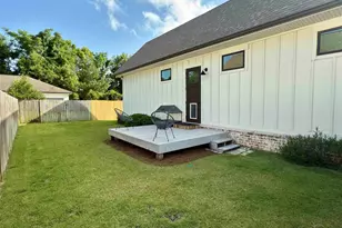 1205 E Scott St, Pensacola, FL 32503 - Photo 13