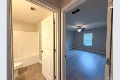 5680 Tucker Cir, Pace, FL 32571 - Photo 21