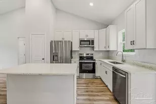 8045 Price St, Pensacola, FL 32534 - Photo 3