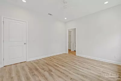 8045 Price St, Pensacola, FL 32534 - Photo 15