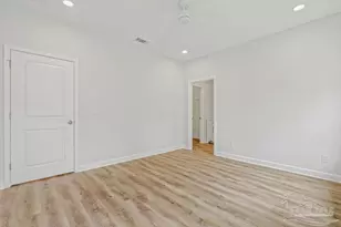 8045 Price St, Pensacola, FL 32534 - Photo 15