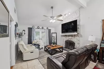 6099 Hilburn Rd, Pensacola, FL 32504 - Photo 23
