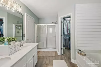 4220 Lancaster Gate Dr, Pace, FL 32571 - Photo 19