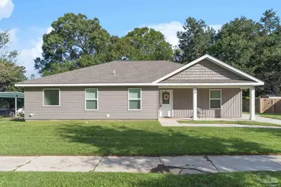 10 Nottingham Way, Pensacola, FL 32506 - Photo 1