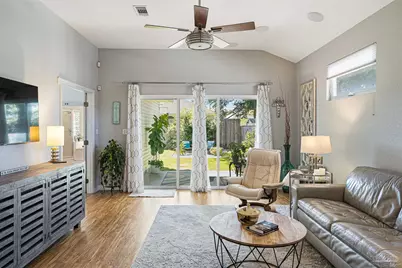 1207 E Hatton St, Pensacola, FL 32503 - Photo 17