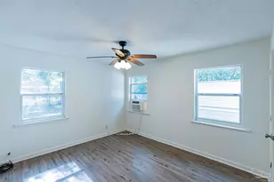 925 S Madison Dr, Pensacola, FL 32505 - Photo 9